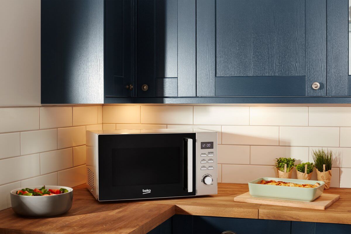 BeKO Combi-magnetron | Model MCF 28310X | Vrijstaand | 28 liter | RVS | 900 W - Afbeelding 5