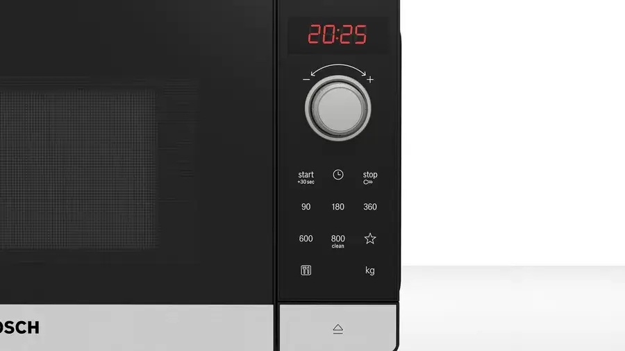 Detail van het bedieningspaneel van de Bosch FFL023MS2 met 800W-instelling en startknop