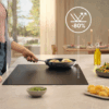 Kookplaat met pan en antireflectiecoating – Electrolux EIS87553IZ vermindert schittering tot 80%