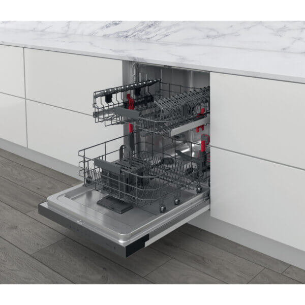 Zijaanzicht van de Whirlpool WB 6020 P X inbouwvaatwasser met lade volledig uitgeschoven