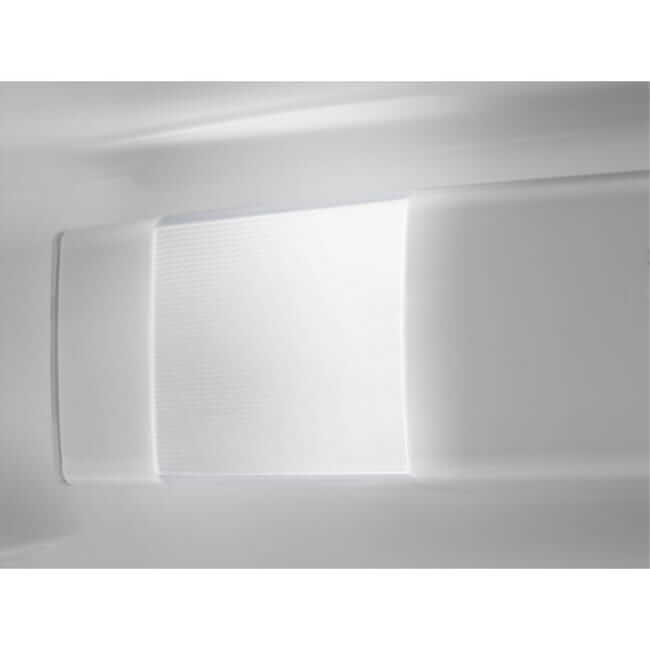 Interieurverlichting van de Electrolux ETB2AE16S koelkast, helder en gelijkmatig verspreid licht