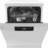 Bovenzicht van de Haier FS 4D520W vaatwasser, met half geopende deur en zicht op de bovenste lades.