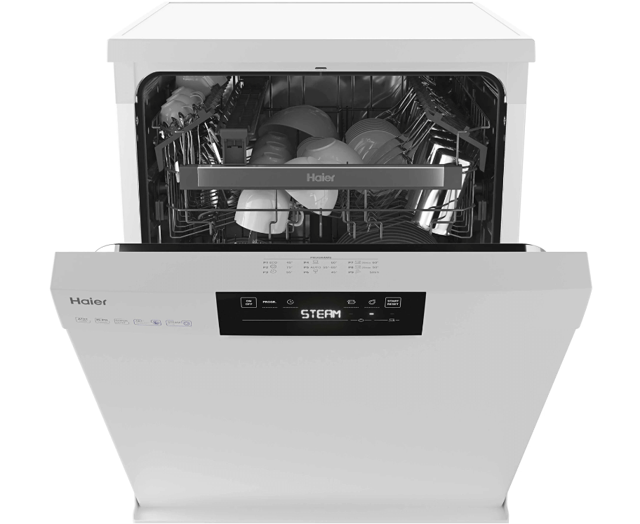 Bovenzicht van de Haier FS 4D520W vaatwasser, met half geopende deur en zicht op de bovenste lades.