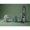 Electrolux EB51C1SW stofzuiger toont recycling en duurzaam ontwerp met gerecycled materiaal.