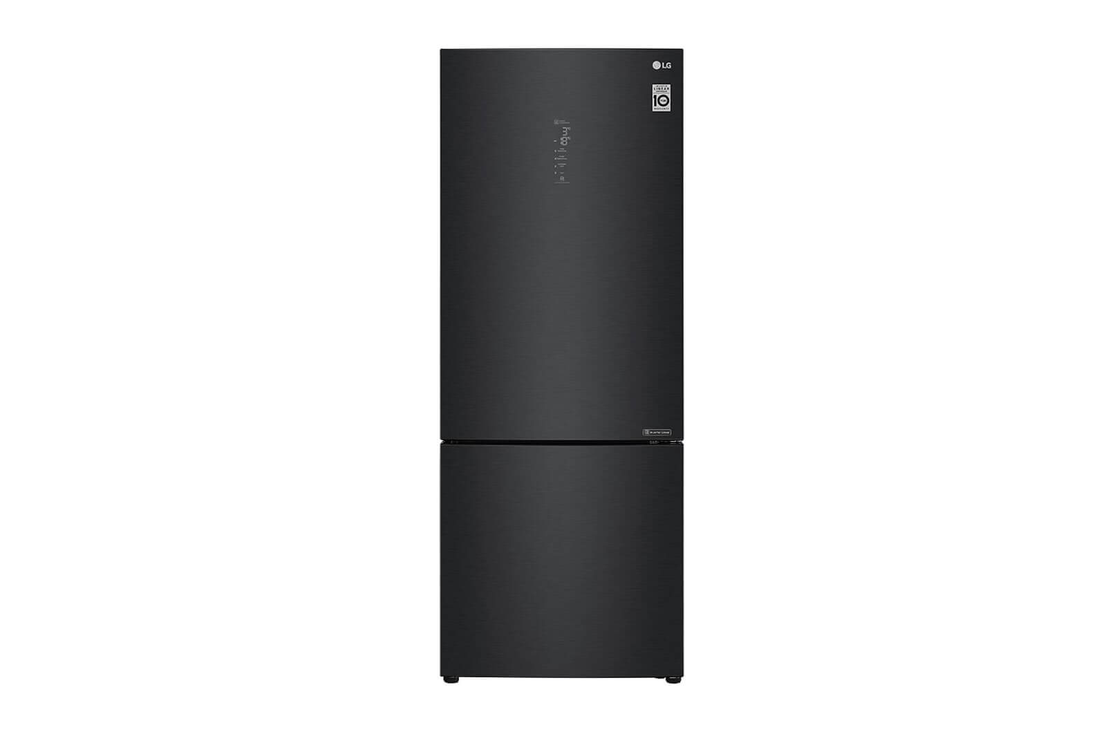 Vrijstaande LG GBB569MCAZN koel-vriescombinatie in zwart design, gesloten deur vooraanzicht.