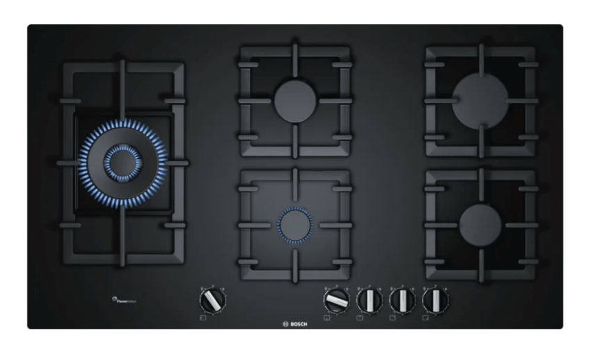 PPS9A6B90 (1) Vue de face de la table de cuisson gaz Bosch PPS9A6B90 avec cinq brûleurs, fonction wok et FlameSelect.